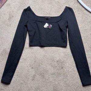Crop Scoop Neck Long Sleeve Top - Black